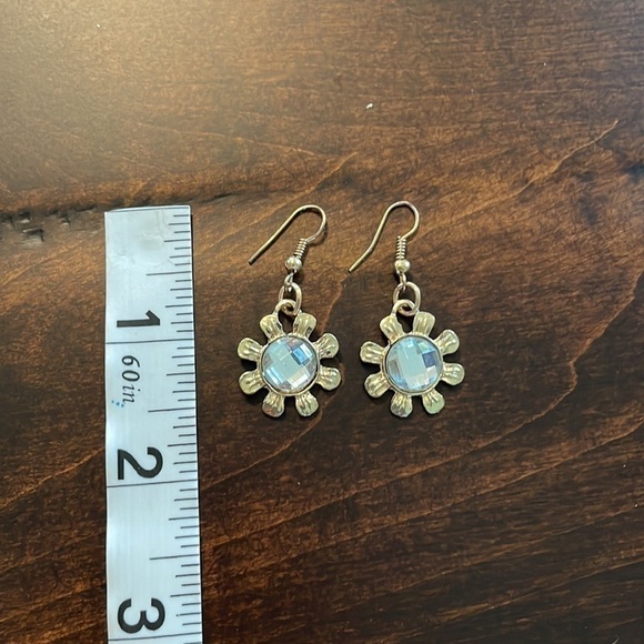 Flower Gem Earrings - Picture 2 of 2